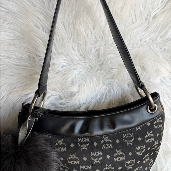 MCM Black Vintage Shoulder bag - Picture 3 of 13